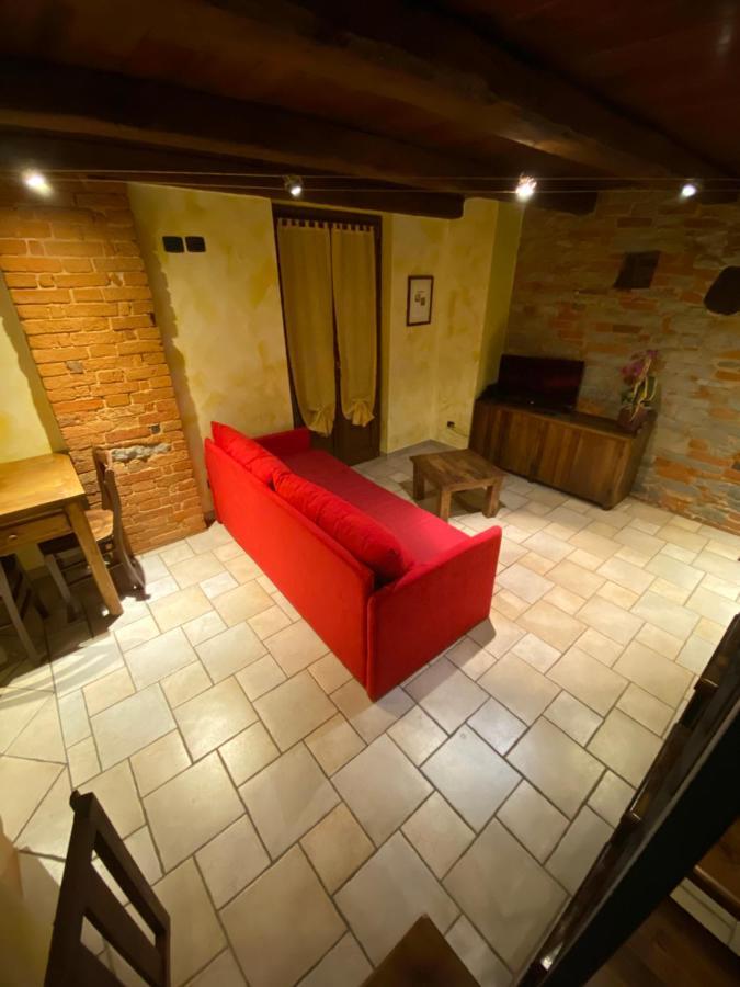 הוילה Clavesana Il Palazzetto מראה חיצוני תמונה