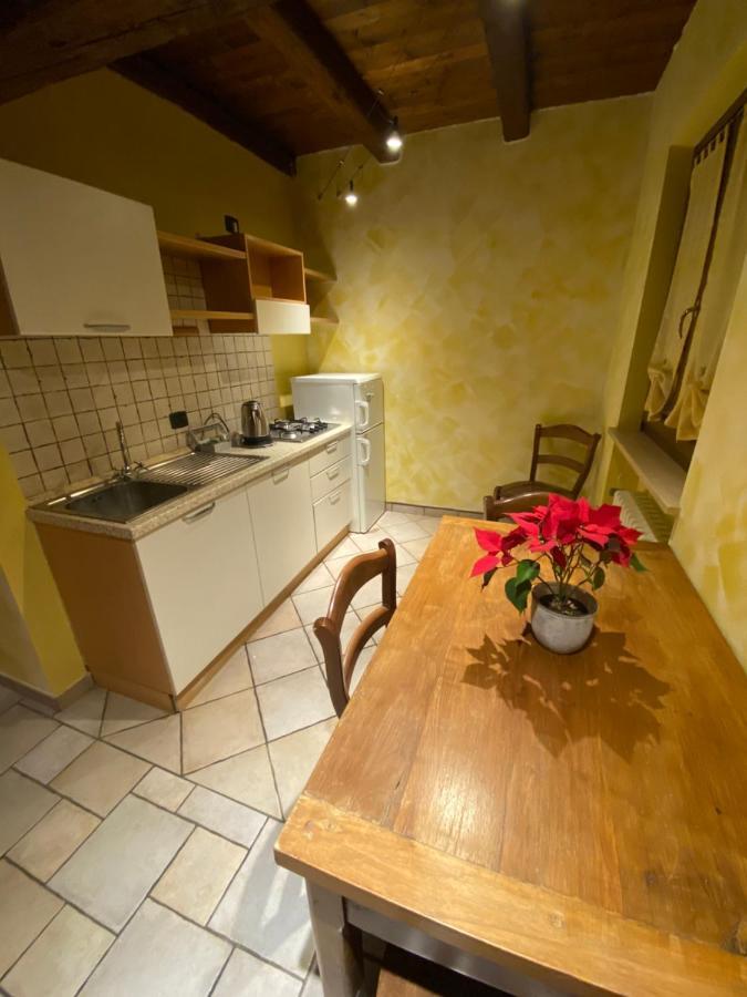הוילה Clavesana Il Palazzetto מראה חיצוני תמונה