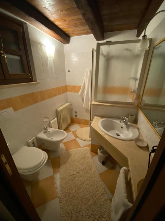 הוילה Clavesana Il Palazzetto מראה חיצוני תמונה