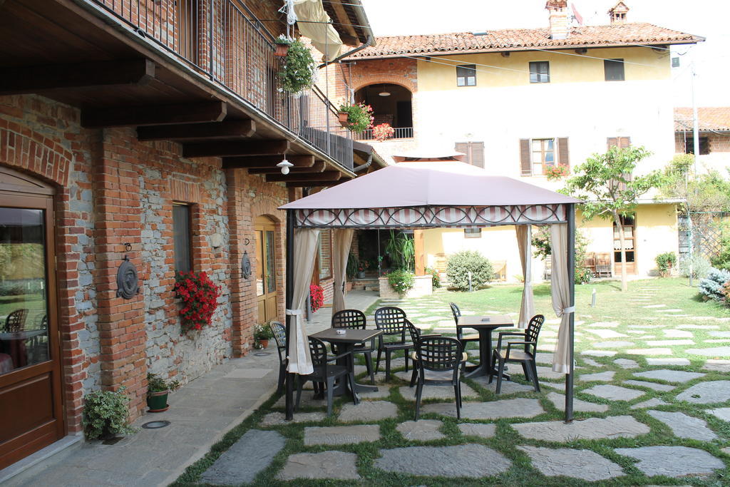 הוילה Clavesana Il Palazzetto מראה חיצוני תמונה