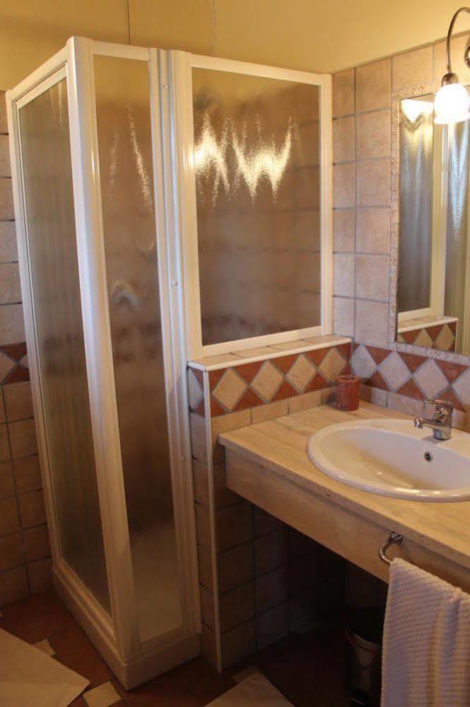 הוילה Clavesana Il Palazzetto מראה חיצוני תמונה